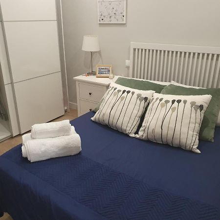 Precioso Piso En El Barrio De Embajadores Madrid Buitenkant foto